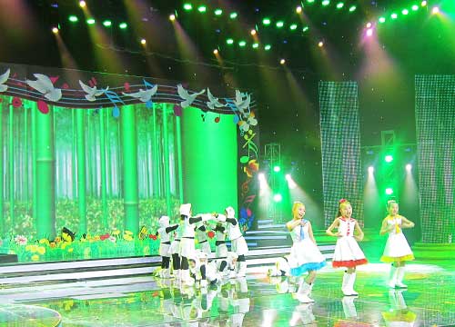 北京2013年央視少兒春晚舞台91免费视频下载 北京2013年央視少兒春晚舞台91免费视频下载